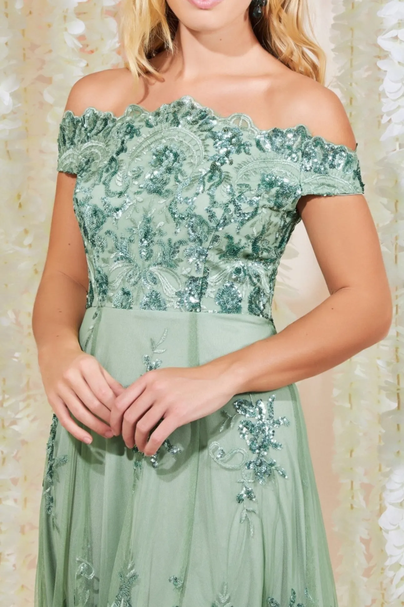 Women * Bardot Sequin & Lace High Low Midi