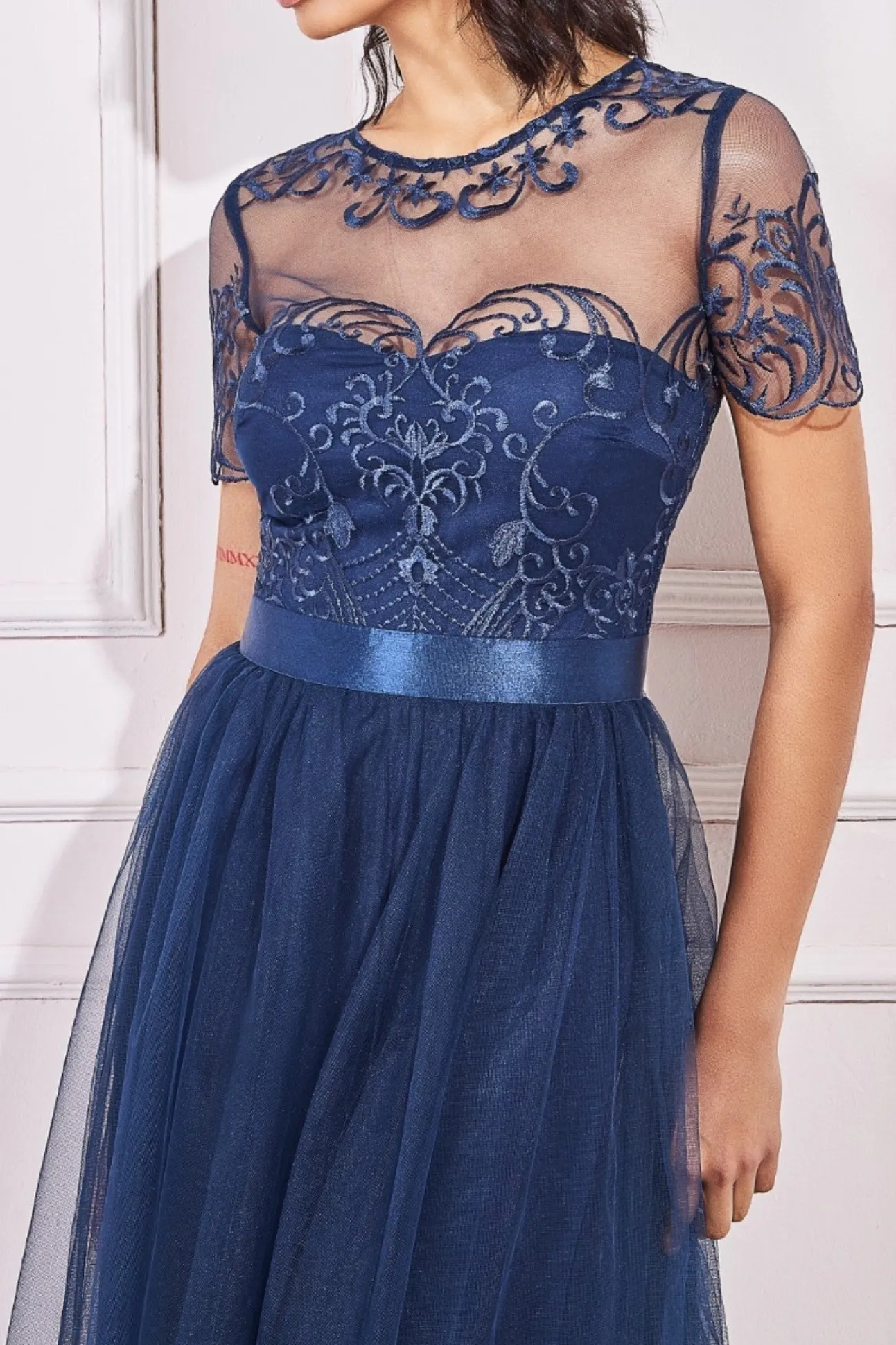 Women * Embroidered Mesh Maxi Dress
