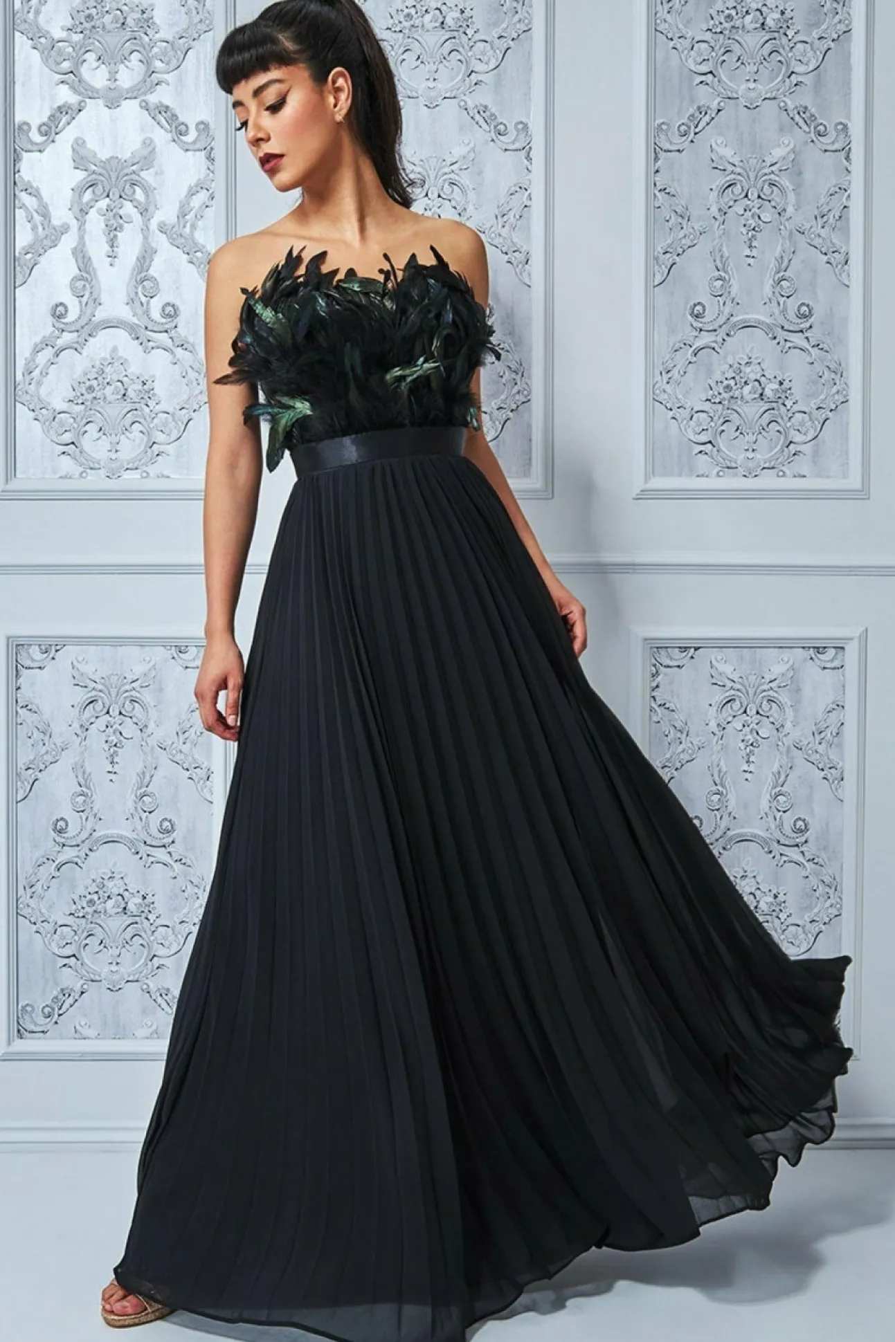 Women * Feather Off The Shoulder Pleated Evening