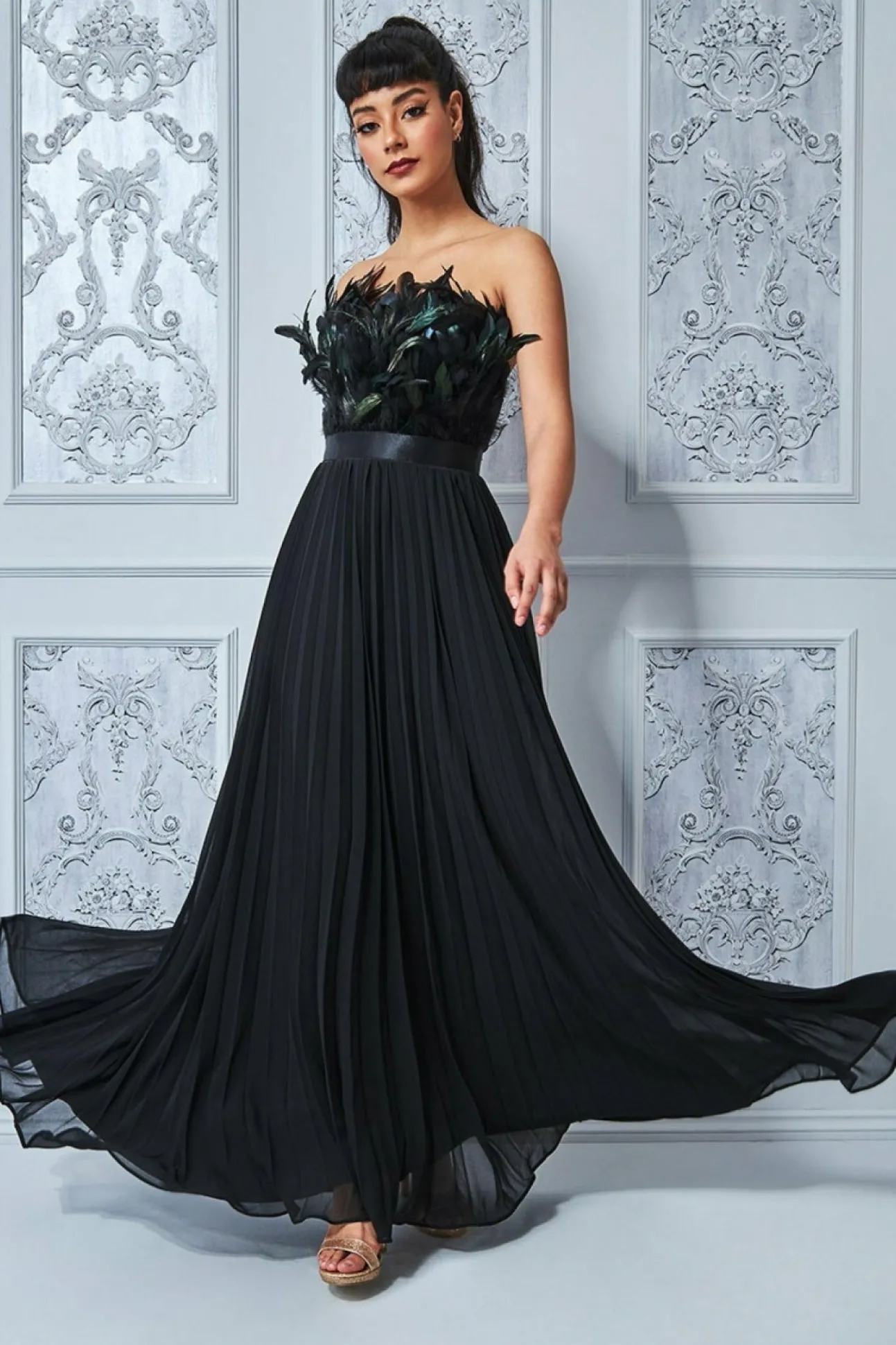 Women * Feather Off The Shoulder Pleated Evening