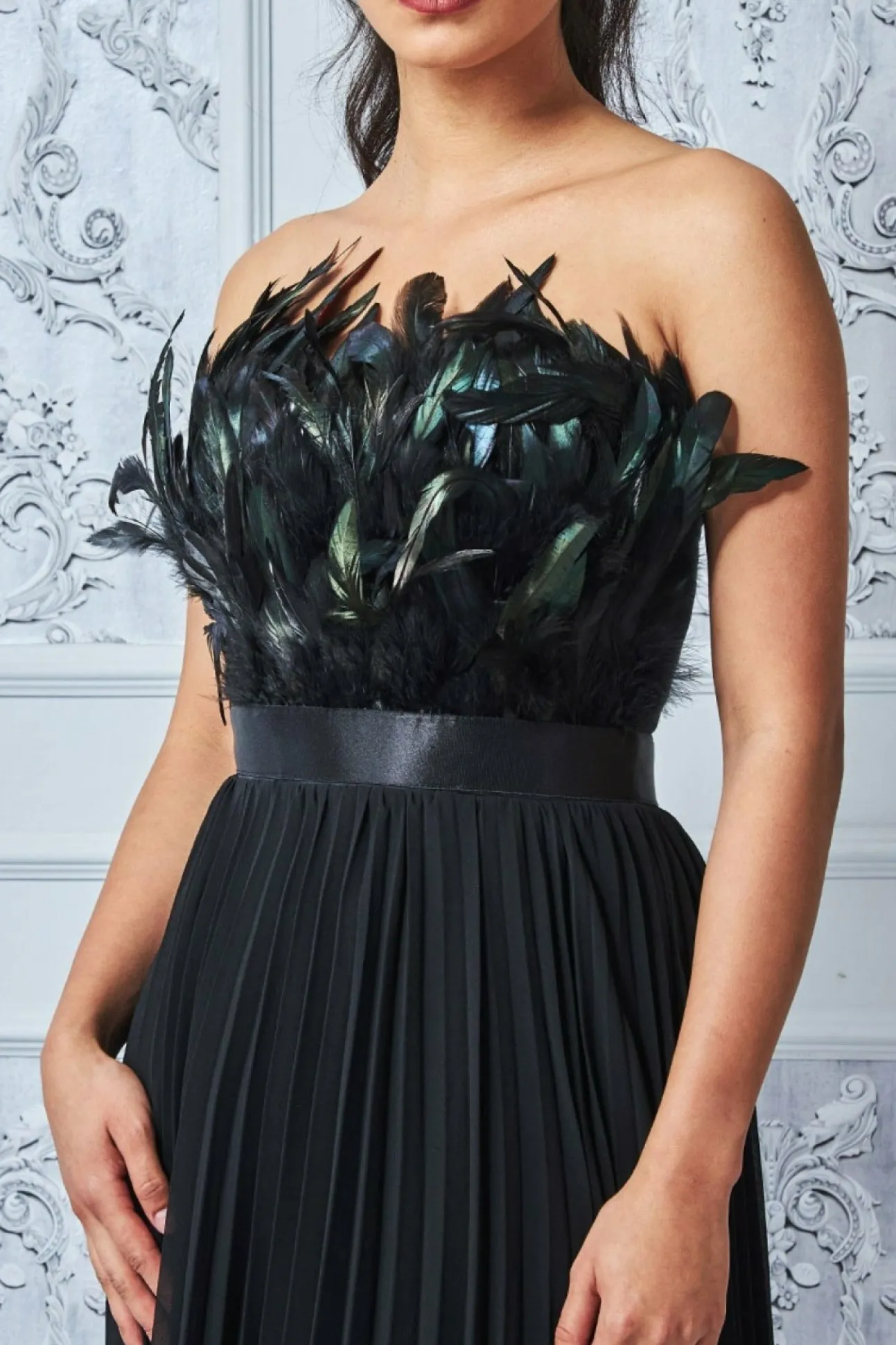 Women * Feather Off The Shoulder Pleated Evening