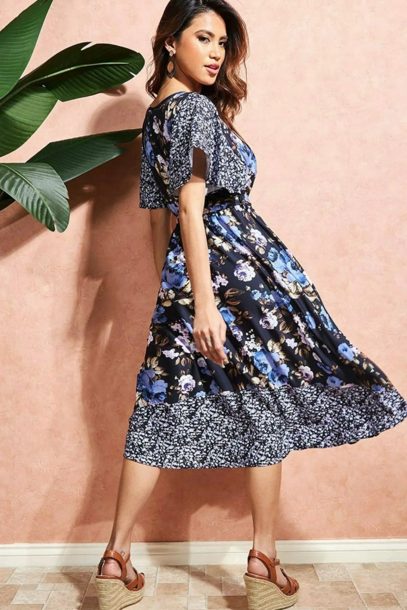 Women * Flutter Sleeve Printed Midi Dress - Navy Print