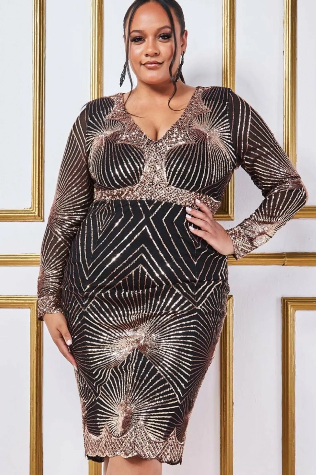 Women * Plus Scalloped Hem Starburst Midi Dress - Rose Gold