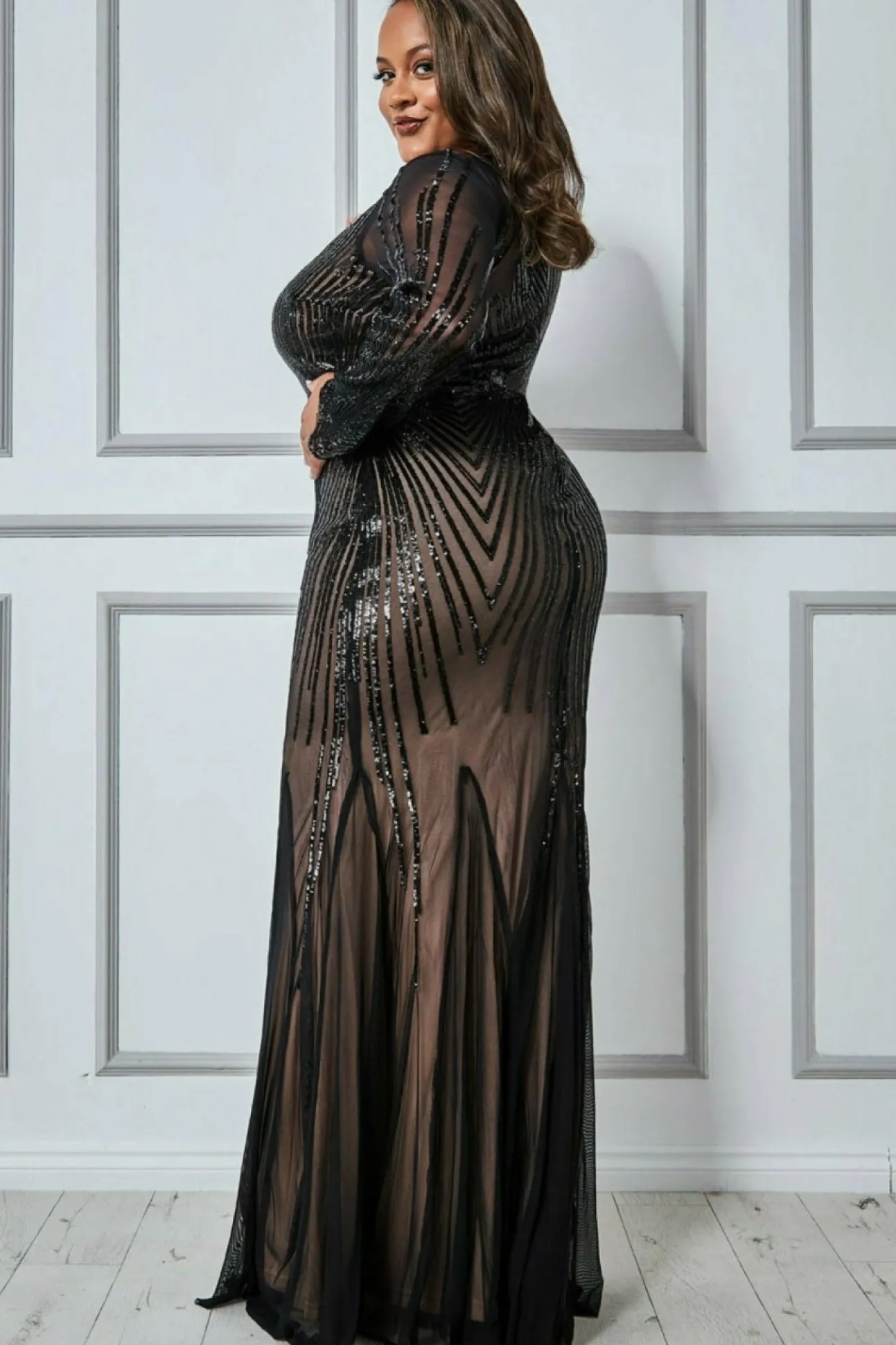 Women * Plus Shooting Star Sequin Maxi Dress