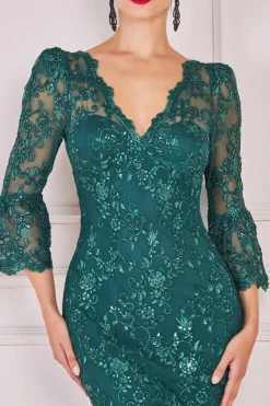 Women * Scallop Lace Midi