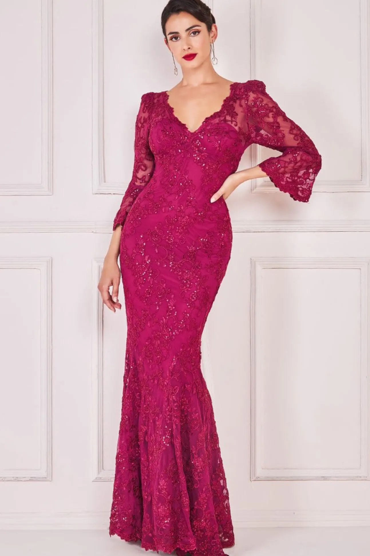Women * Scalloped Lace Maxi Dress