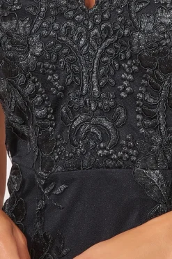 Women * Scalloped Neck Lace Midi Dress