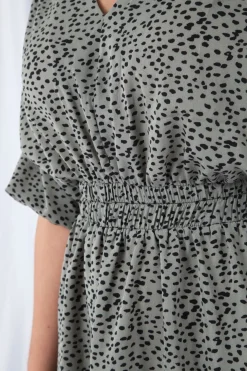 Women Double Second Animal Print Relaxed Shoulder Dress