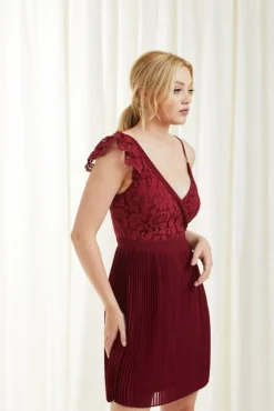 Women Double Second Asymmetric Pleated Lace Dress
