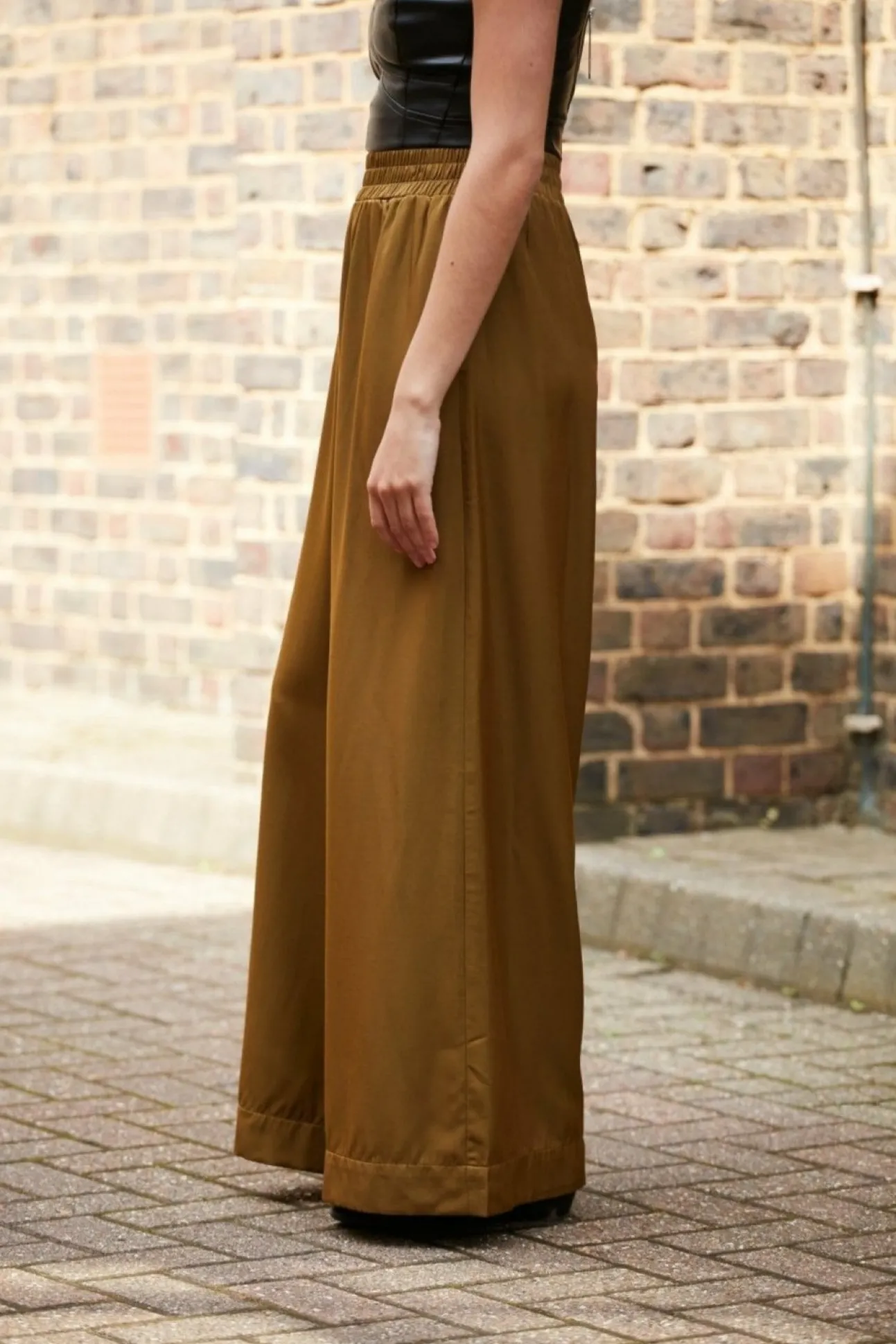 Women Double Second Olive Lux Wide Leg Trousers