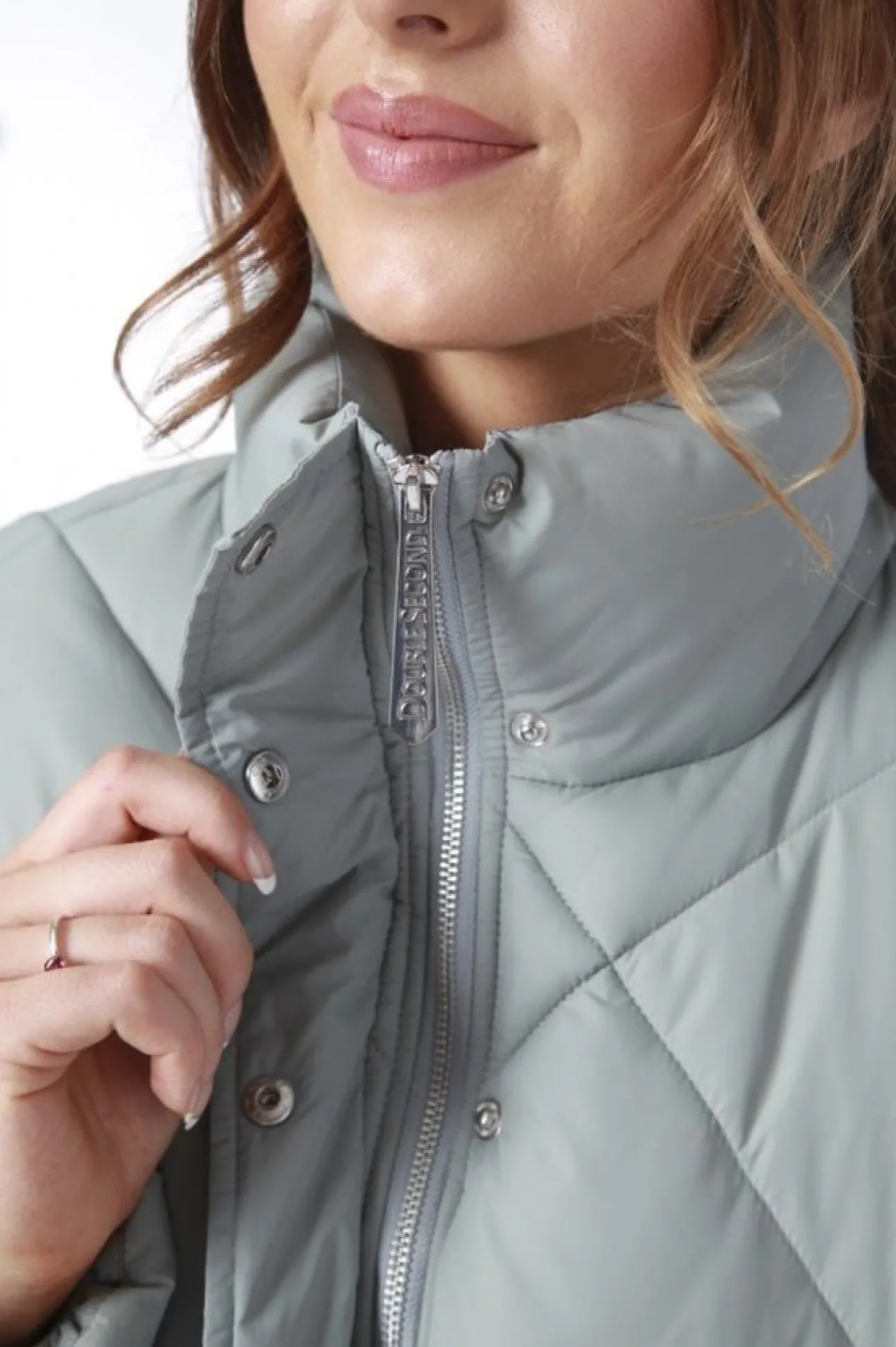 Women Double Second Quilted Cropped Jacket