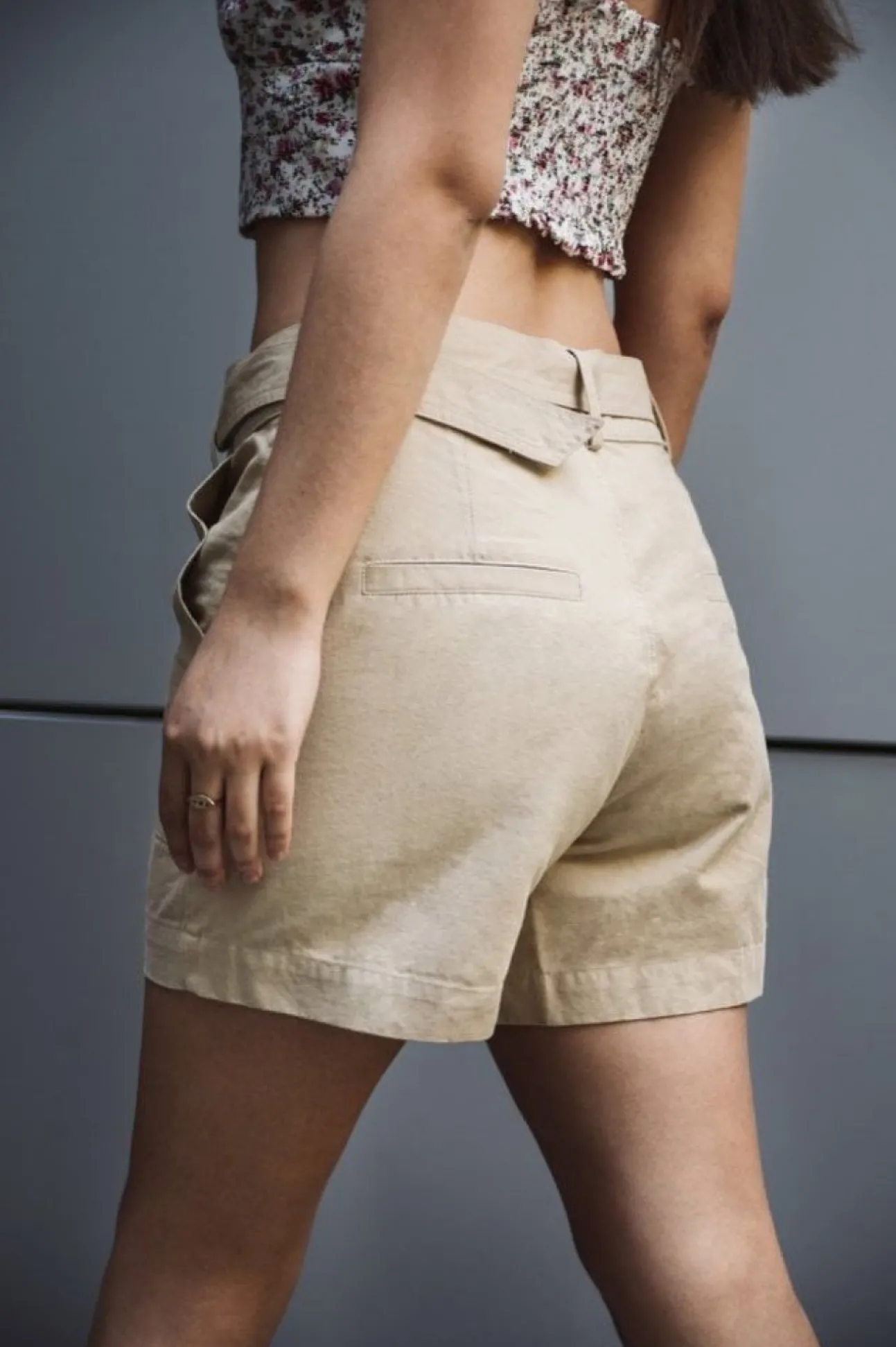 Women Double Second Utility Beige Shorts