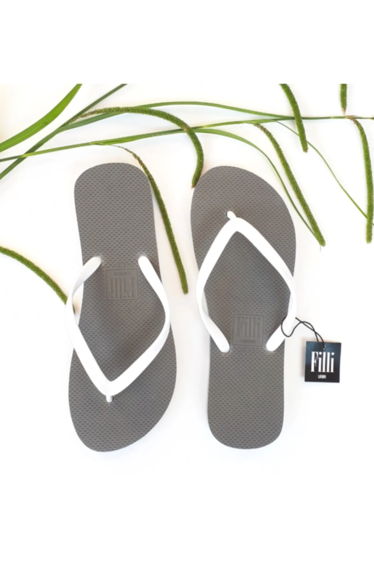 Women Filli London Naked Flip Flops On Silver