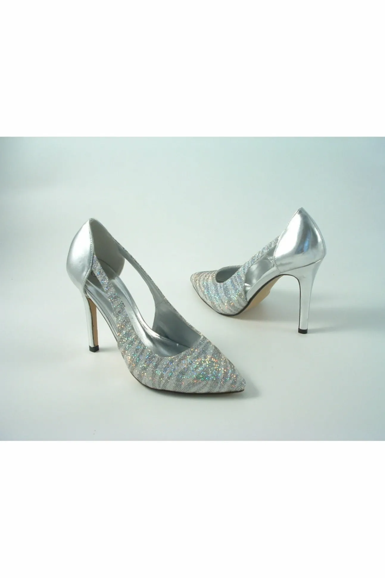 Women Glitz Shoes Glimmer Glamour N Glitz Metallic Open Side Shoe