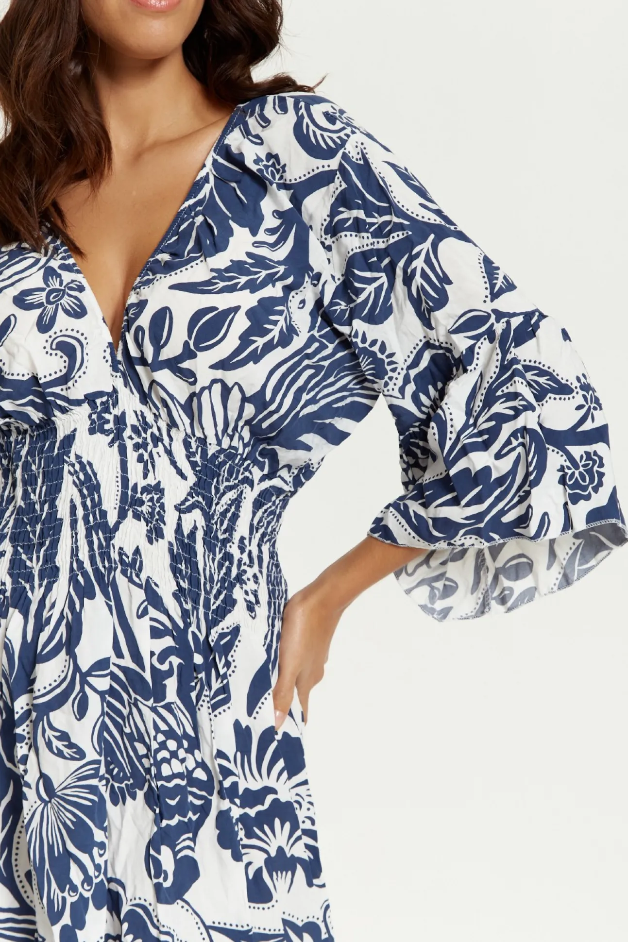 Women Hoxton Gal Oversized V Neck Detailed Floral Print Mini Dress