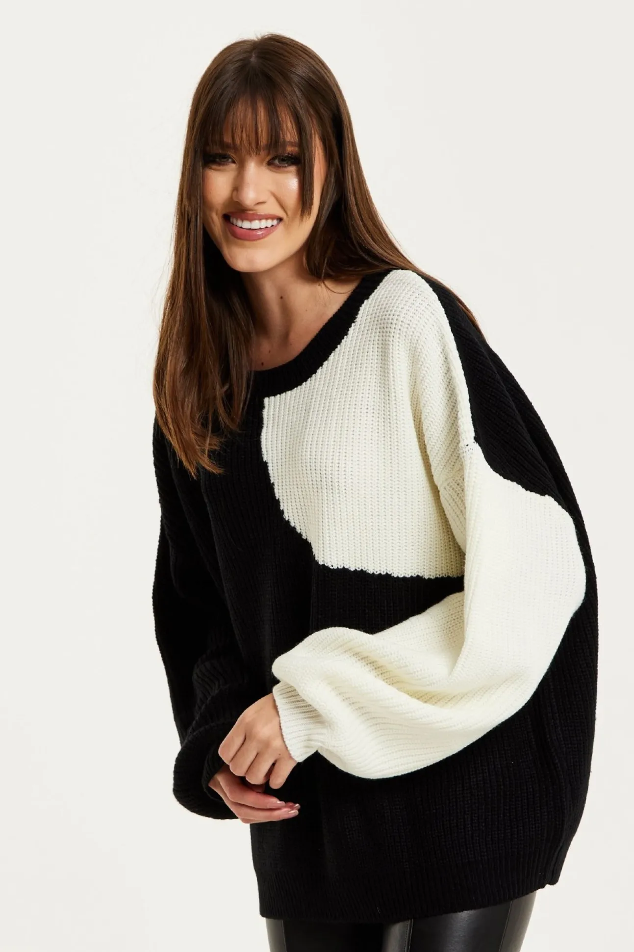 Women Liquorish Colour Block Jumper In Black And White