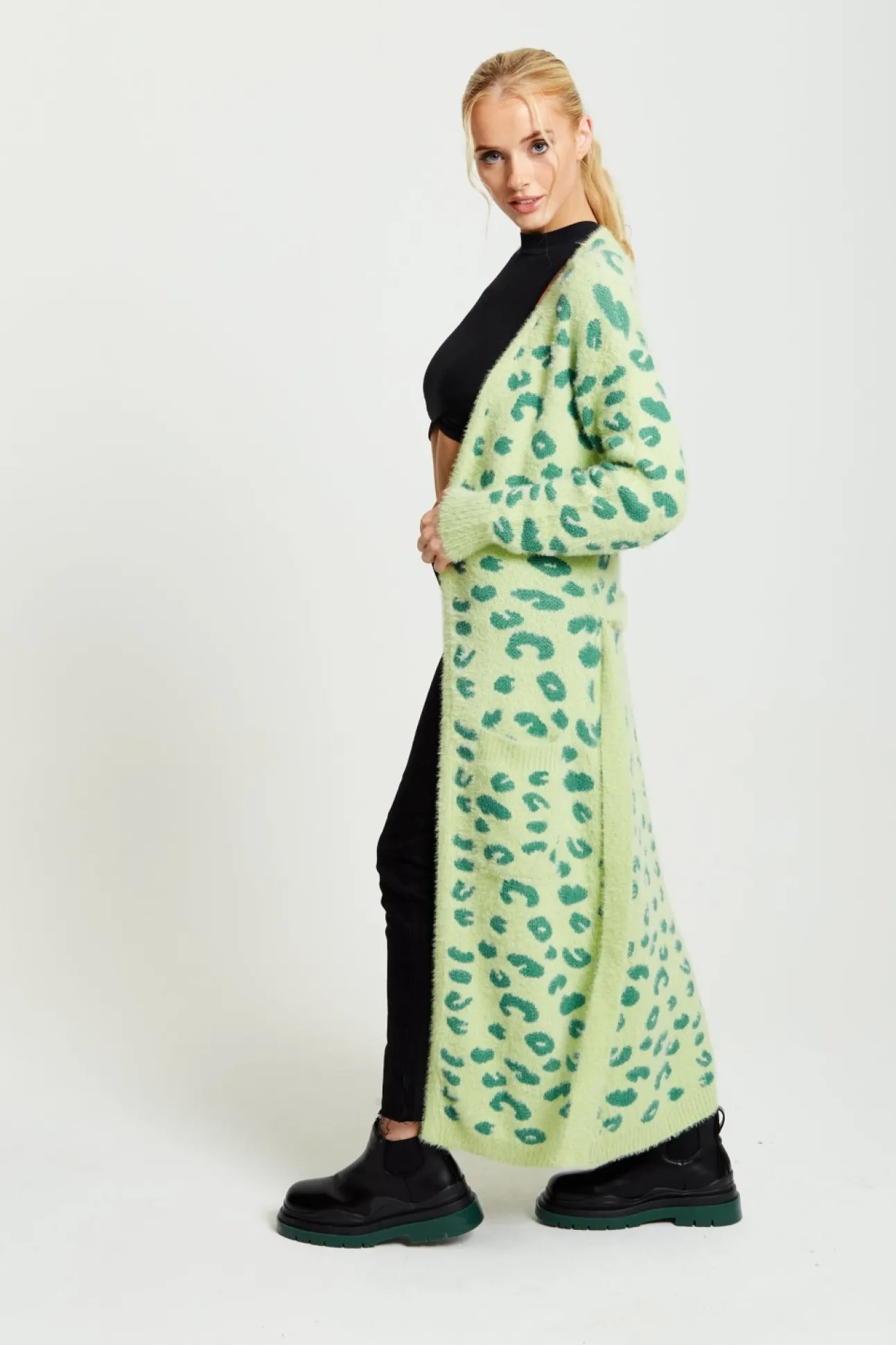 Women Liquorish Fluffy Longline Cardigan In Animal Print