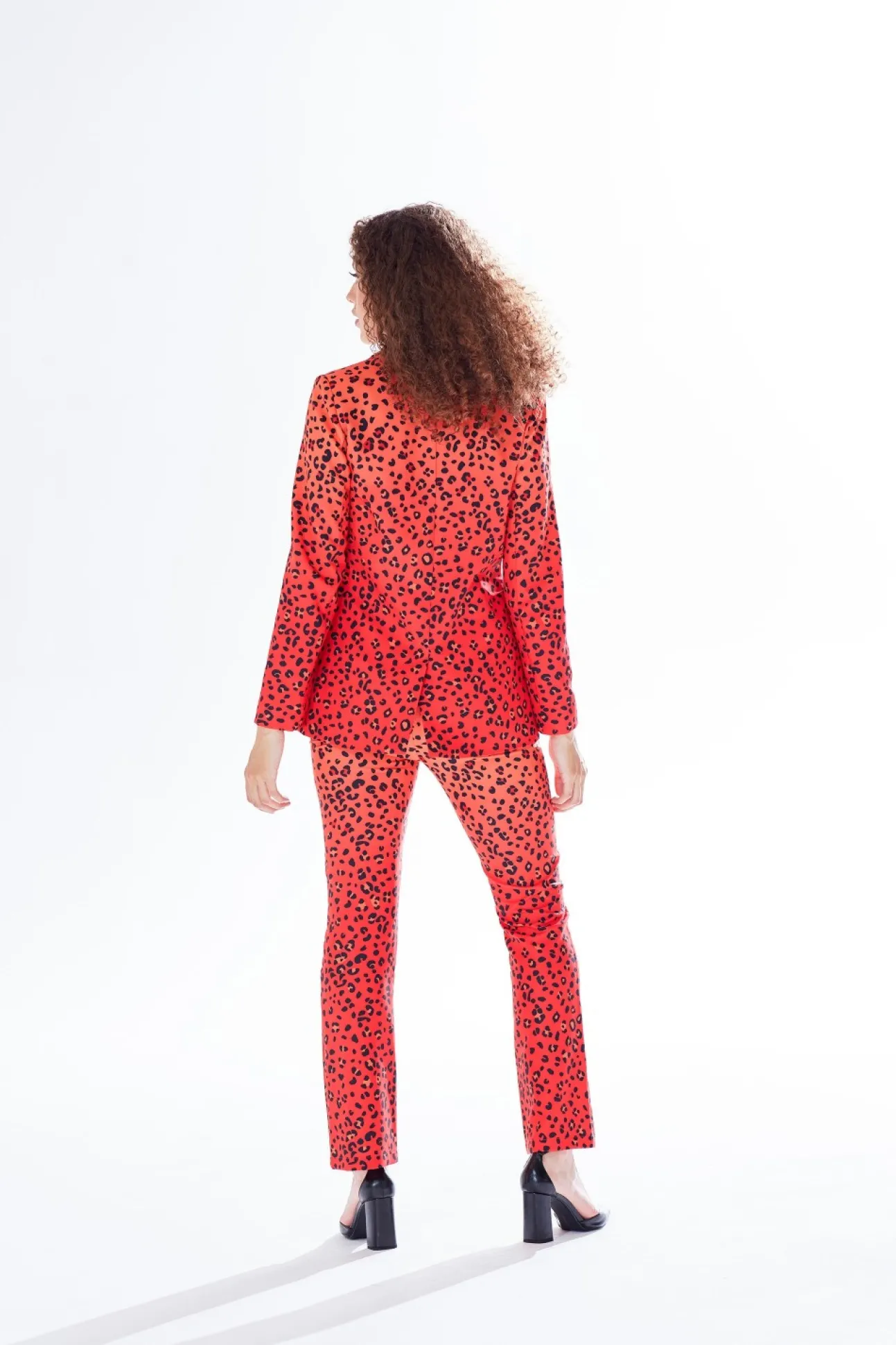 Women Liquorish Leopard Print Ombre Suit Blazer In Orange