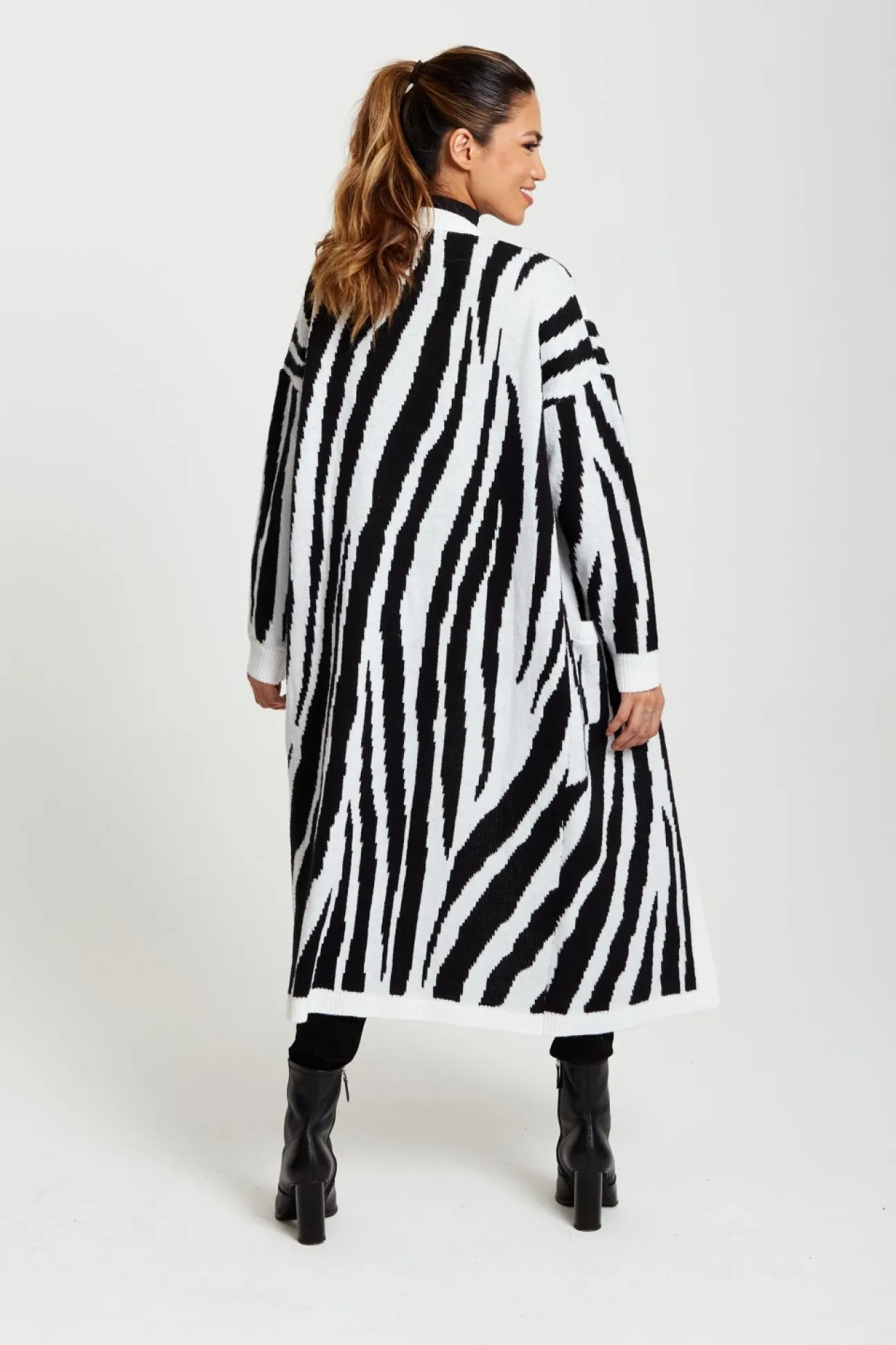 Women Liquorish Longline Cardigan In Black And White Zebra Pattern