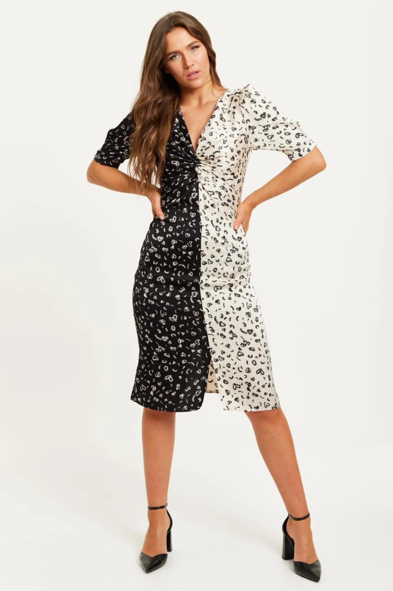Women Liquorish Mono Heart Print Knot Front Midi Dress