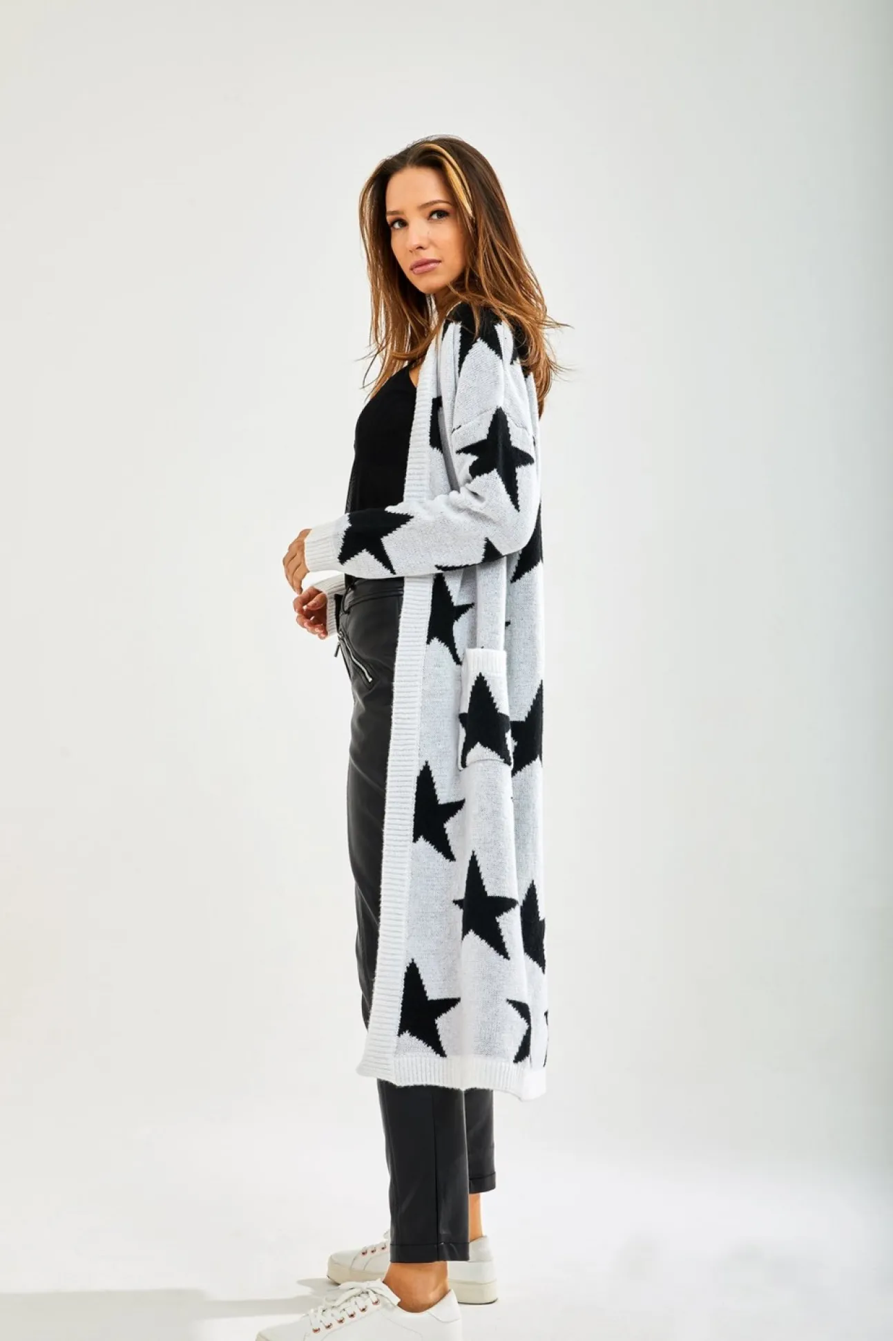 Women Liquorish Star Pattern Long Cardigan In