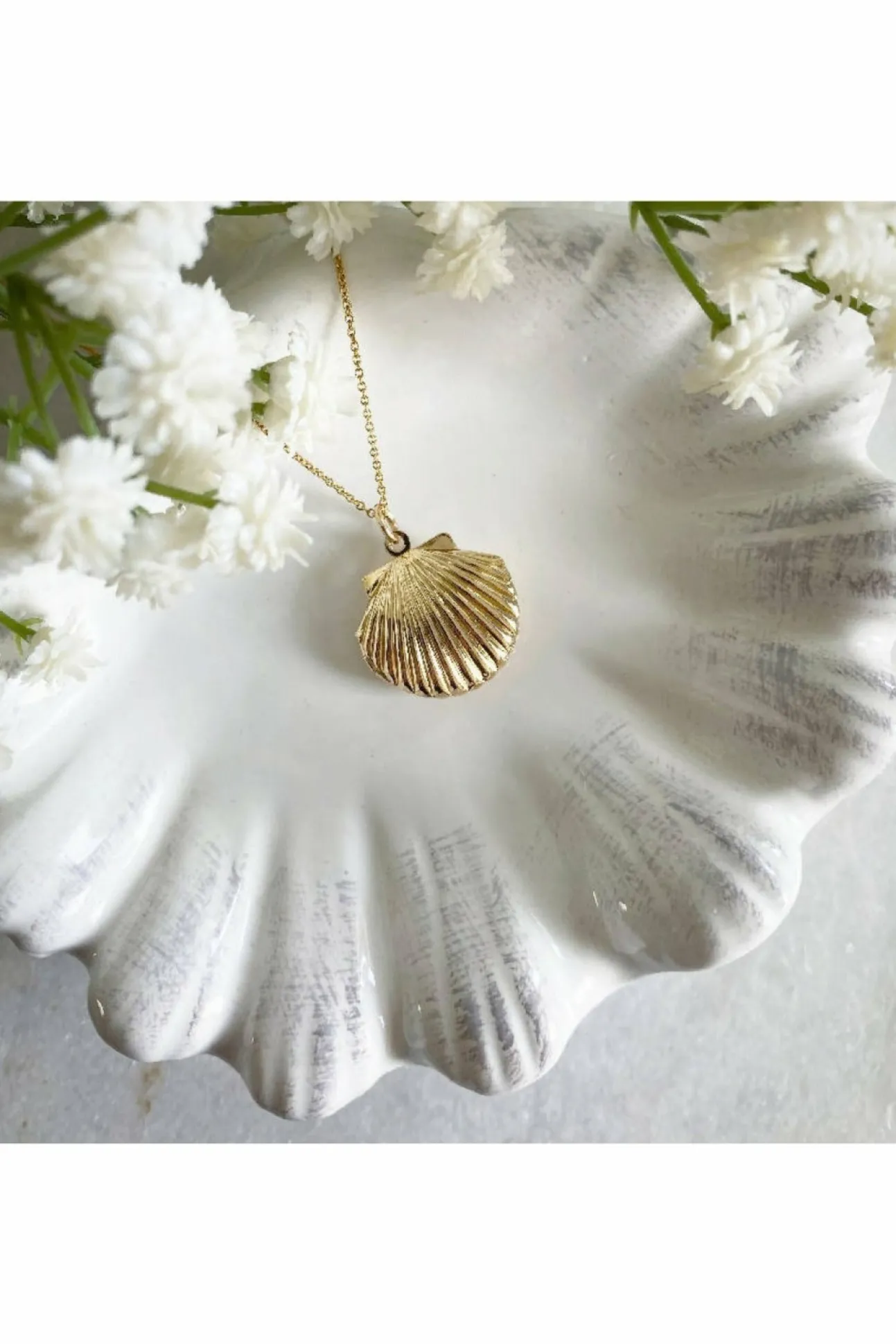 Women Wisteria London Clemmie Clam Shell Locket